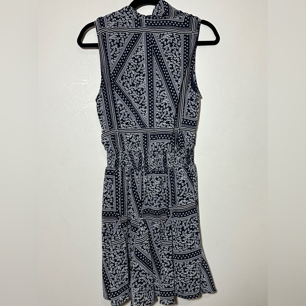 Navy and White V Neck Sleeveless Lined Dress Size Medium Y2K Preppy - Picture 4 of 7